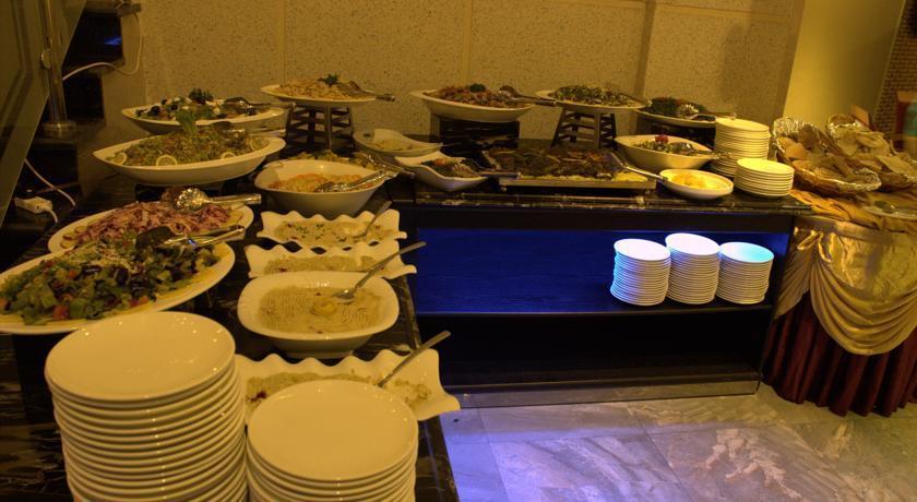 Holiday Jazan Hotel Restaurant photo